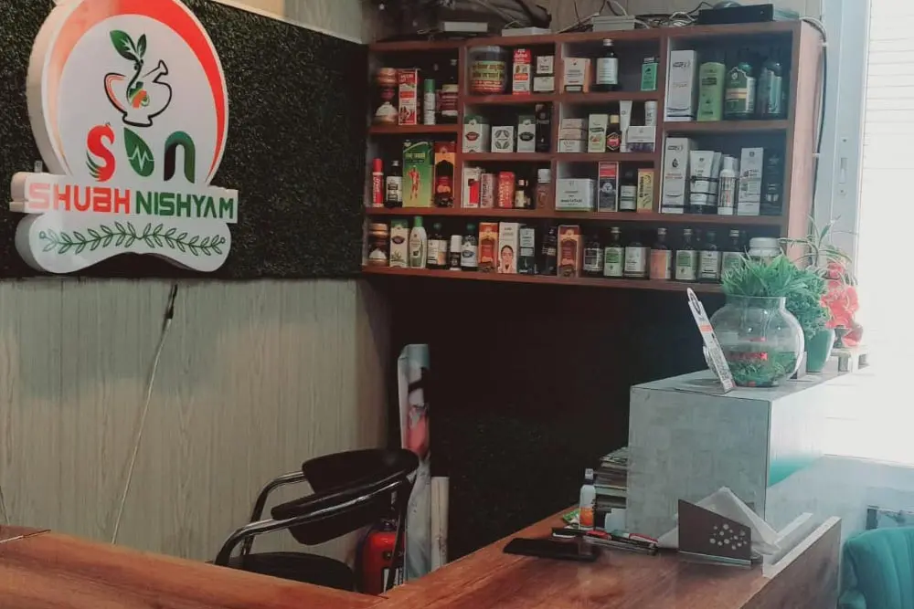 Special Ayurvedic Treatments including Abhyanga and Shirodhara