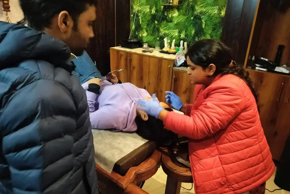 Special Ayurvedic Treatments including Abhyanga and Shirodhara